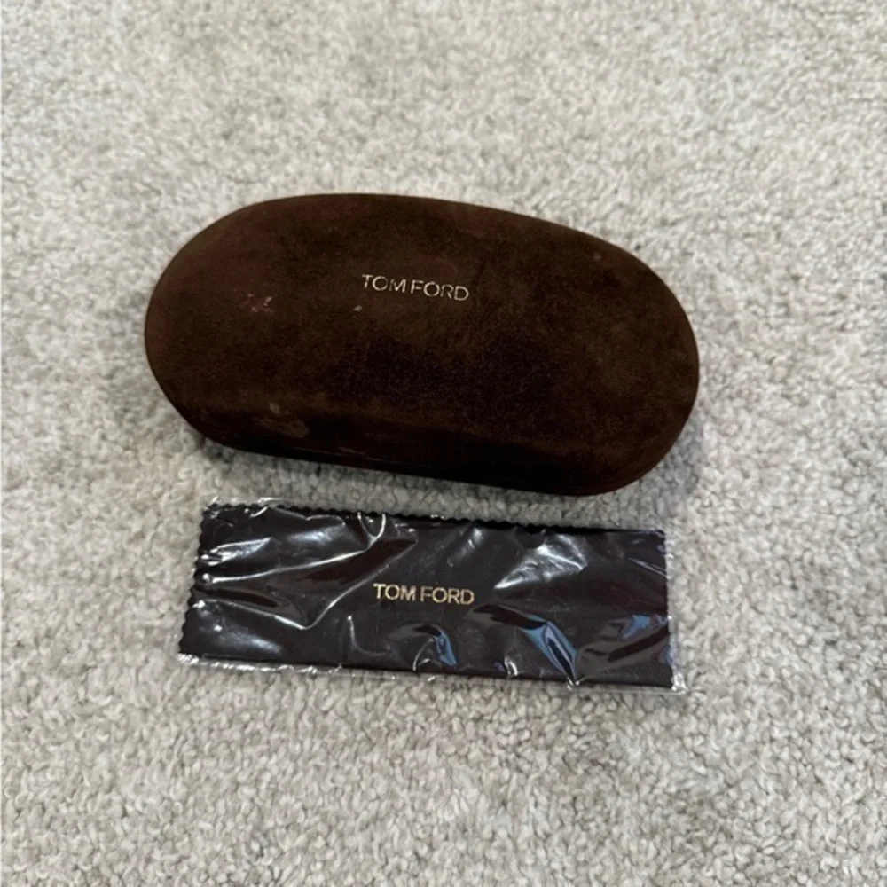 Tom Ford Hard Clamshell Velvet Eye Glasses Case in Brown with Cleaning Cloth‎